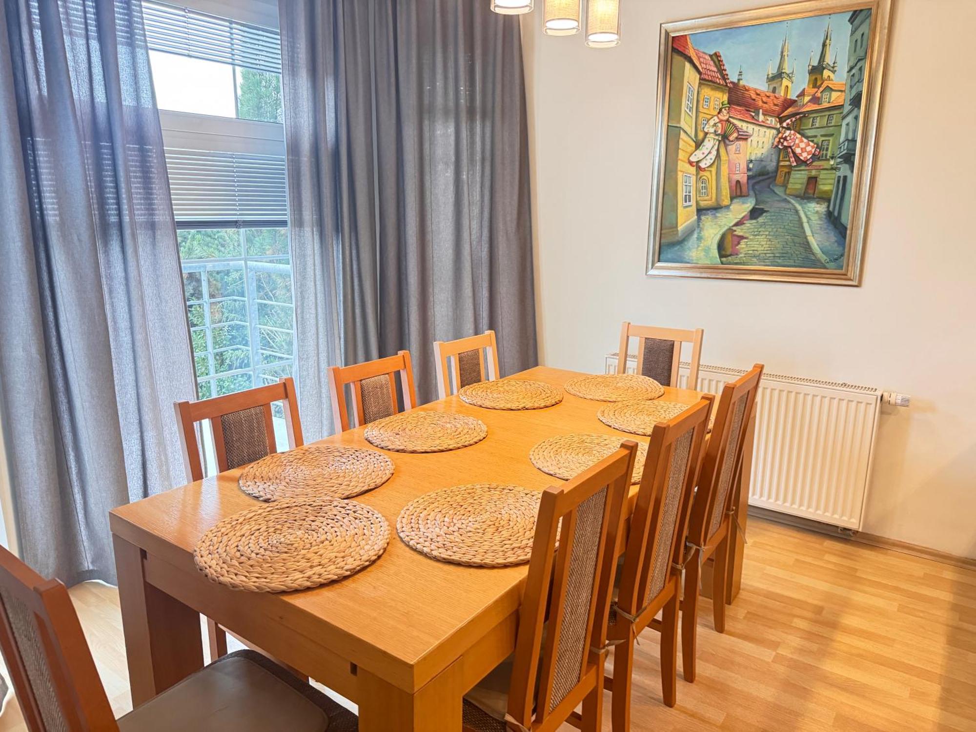 Diamondvilla, 4 Bedroom Apartment, Garden & Spa Praha Bagian luar foto