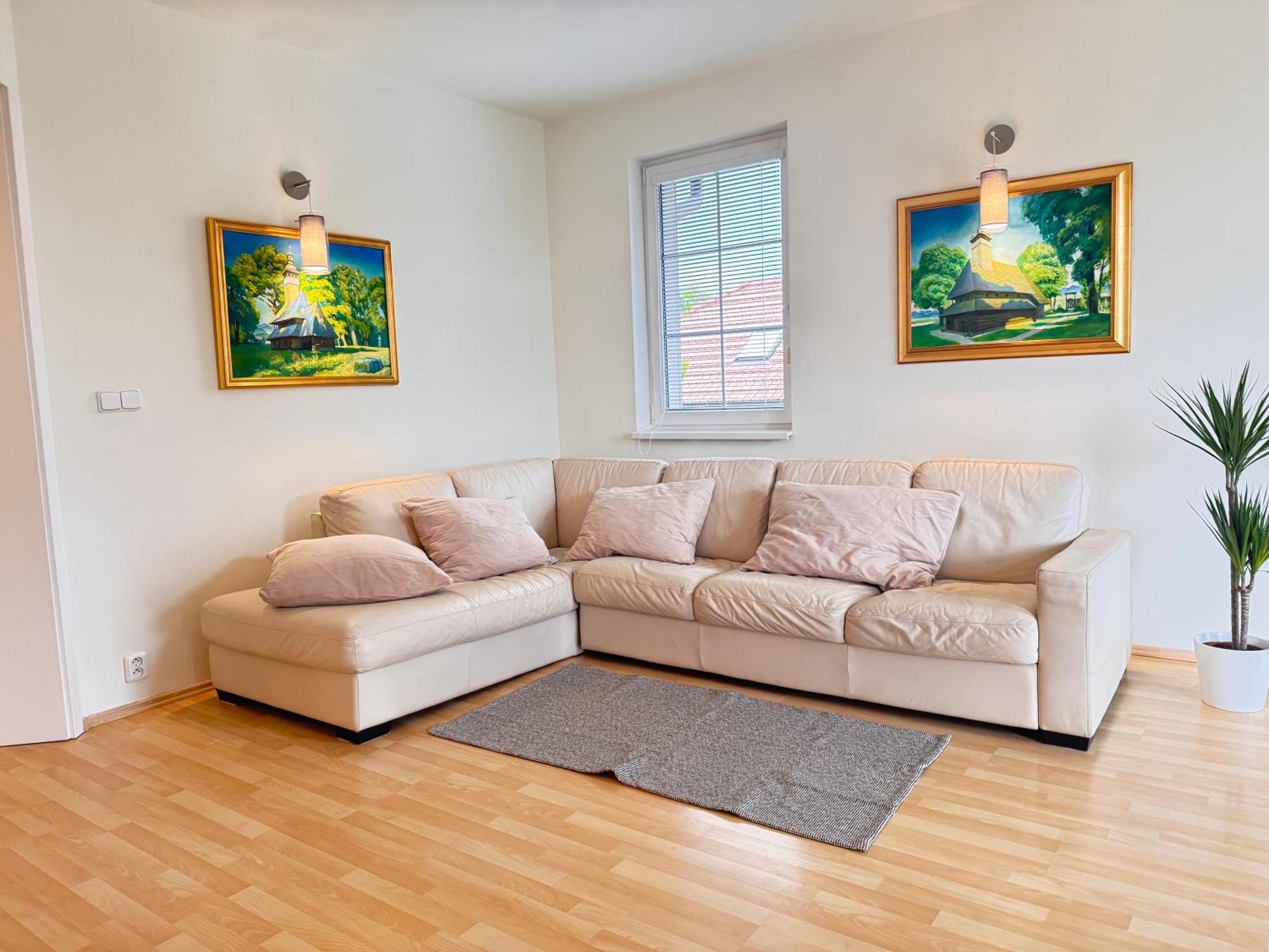 Diamondvilla, 4 Bedroom Apartment, Garden & Spa Praha Bagian luar foto