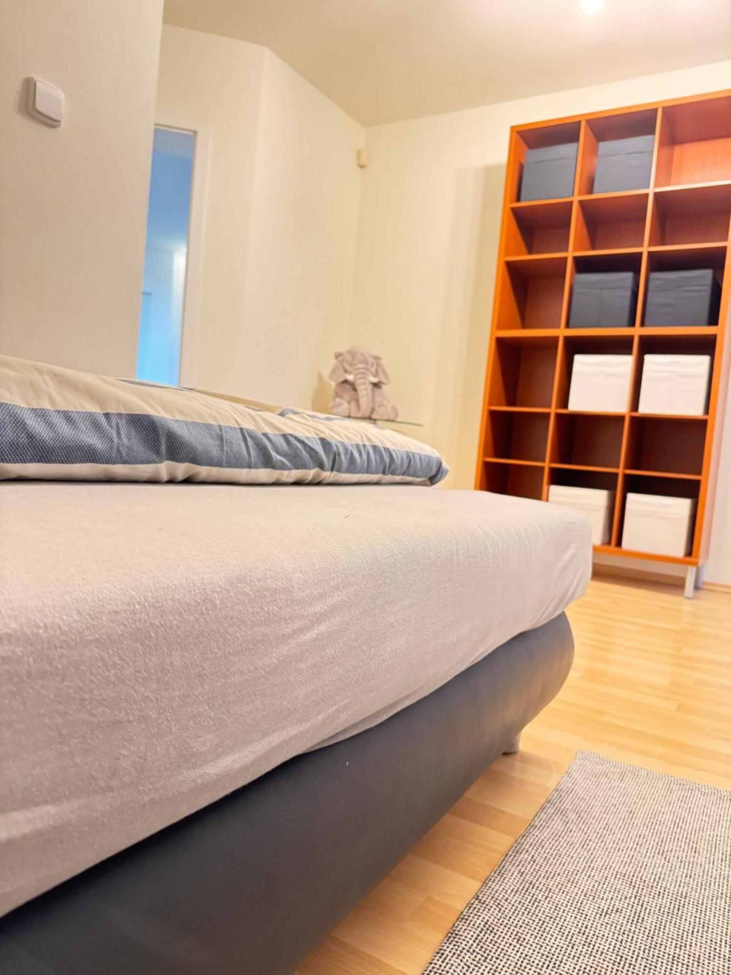 Diamondvilla, 4 Bedroom Apartment, Garden & Spa Praha Bagian luar foto